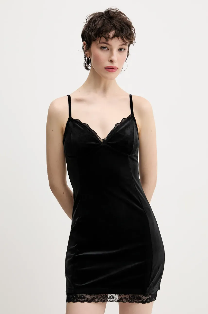 Βελούδινο φόρεμα Juicy Couture JUICY HIBISCUS CRYSTAL χρώμα: μαύρο, JCWED125337