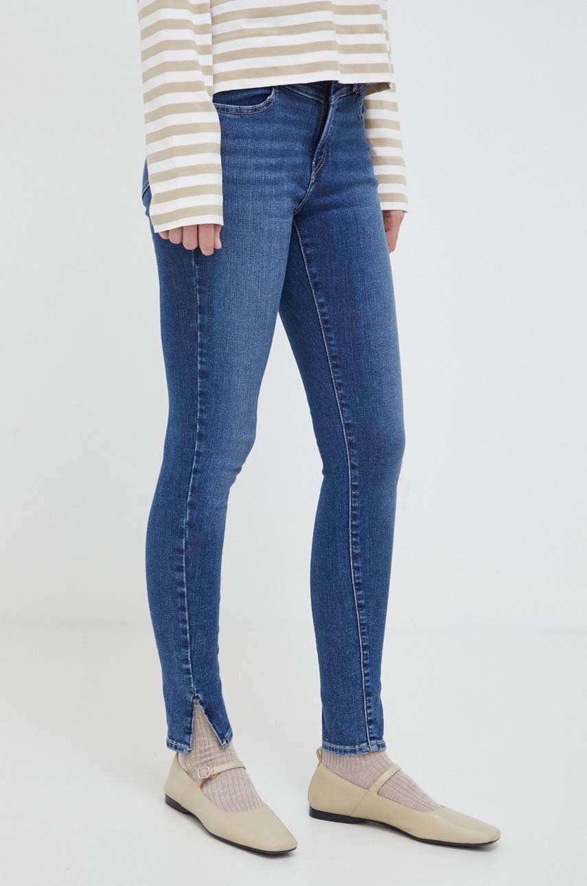 Τζιν παντελόνι Levi's 720 SUPER SKINNY χρώμα: ναυτικό μπλε