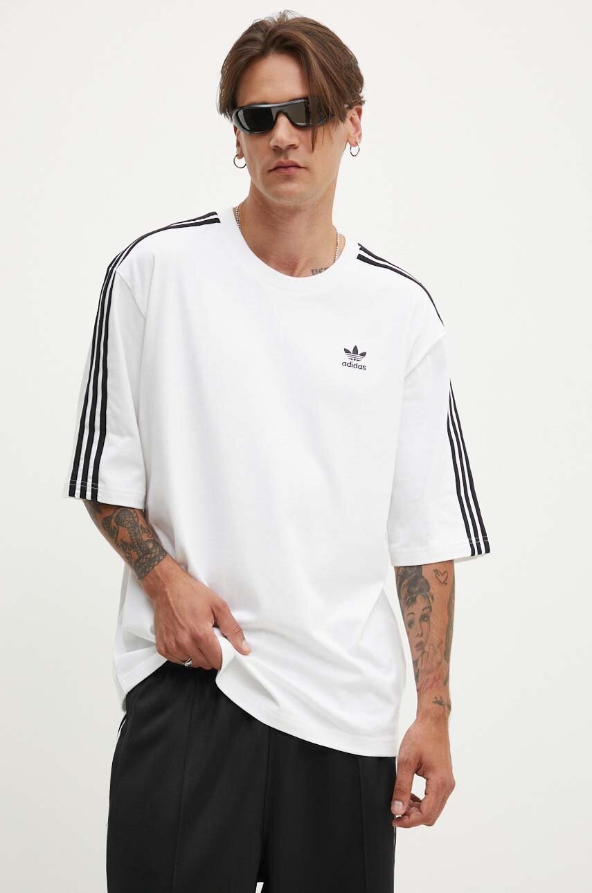 Βαμβακερό μπλουζάκι adidas Originals Adicolor Oversized Tee ανδρικό, χρώμα: άσπρο, IZ2474
