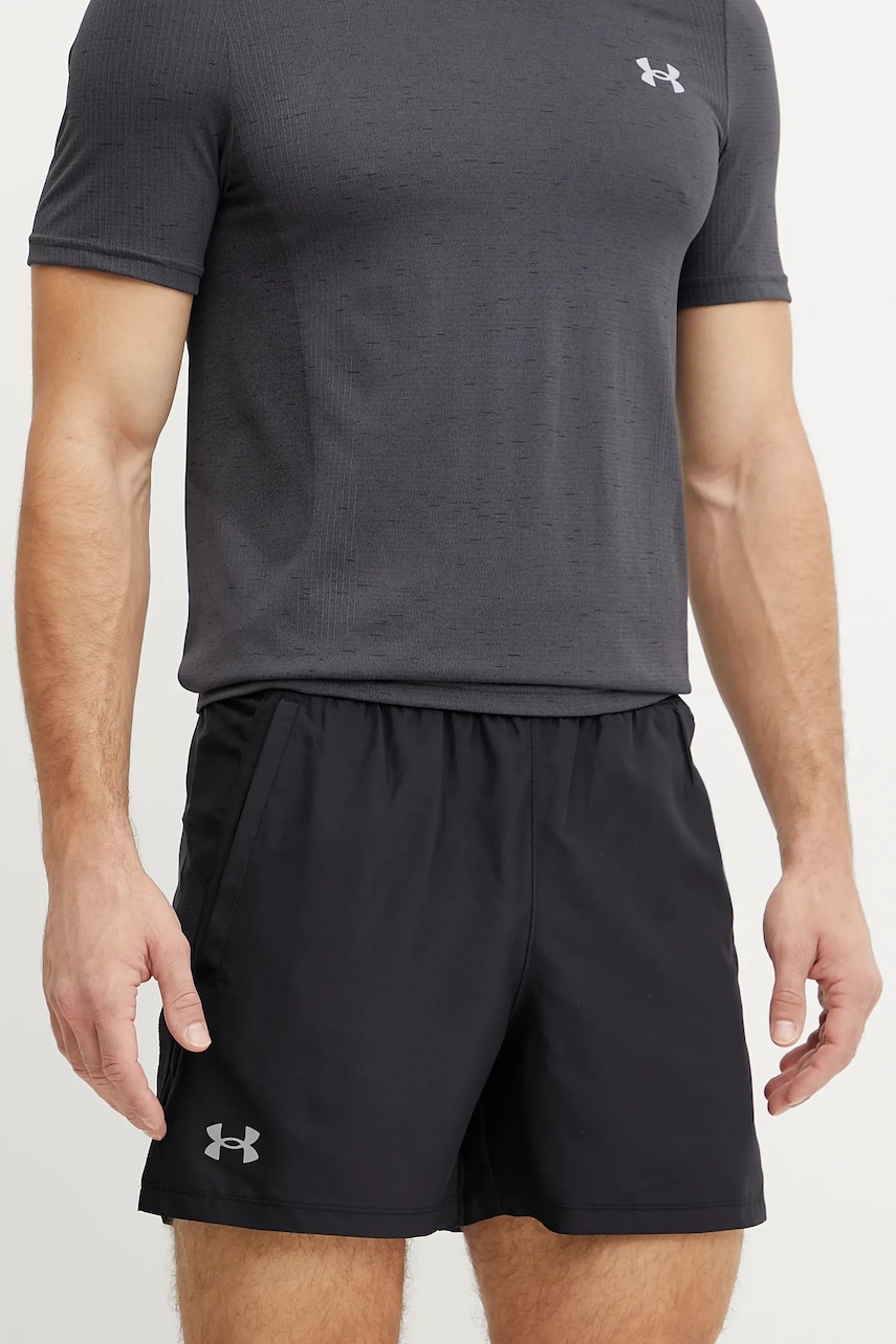Σορτς τρεξίματος Under Armour Launch χρώμα: μαύρο, 1382617