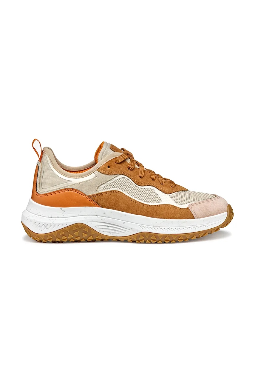 Αθλητικά Geox D OLIVIERA + GRIP χρώμα: καφέ, D55VNA 0AS22 CH66N