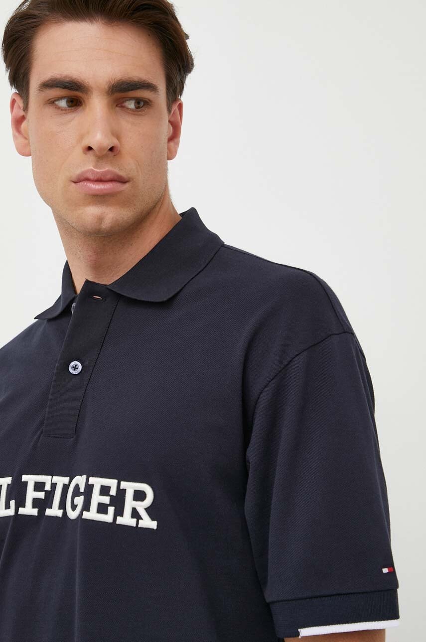 Δερμάτινη ζώνη Tommy Hilfiger χρώμα: ναυτικό μπλε