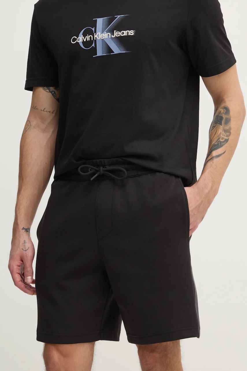 Σορτς Calvin Klein Jeans χρώμα: μαύρο, J30J327246