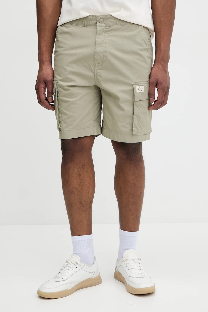 Σορτς Calvin Klein Jeans χρώμα: πράσινο, J30J327376