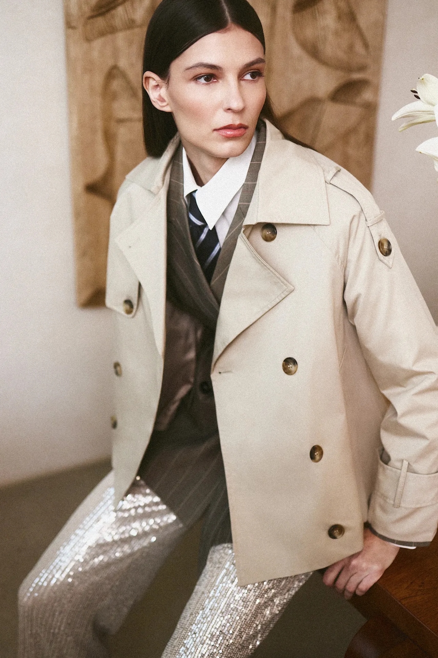 Κοντή καμπαρντίνα Answear.LAB χρώμα: μπεζ