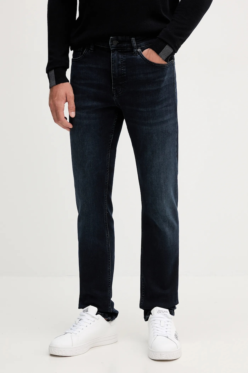 Τζιν παντελόνι BOSS Orange χρώμα: ναυτικό μπλε, 50549503