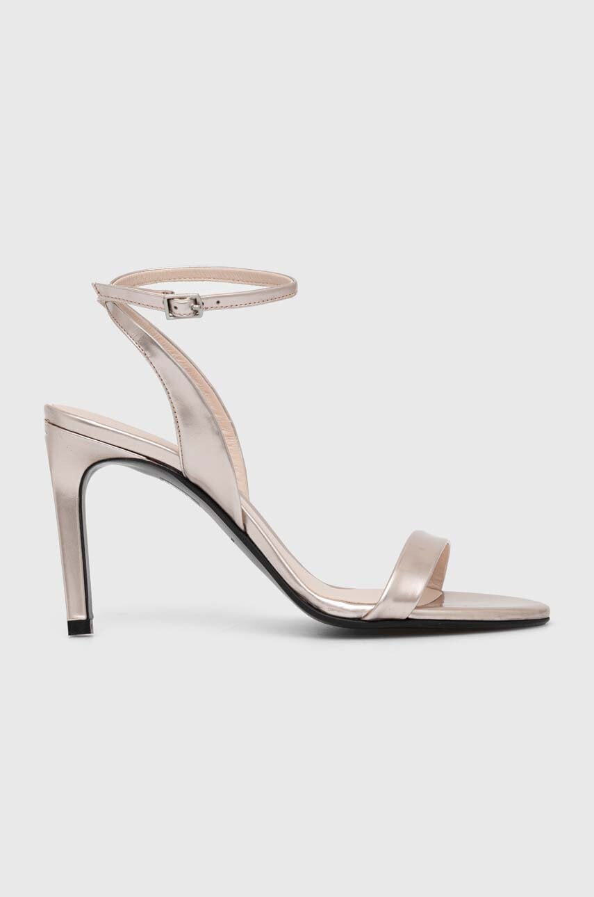 Δερμάτινα σανδάλια Calvin Klein HEEL SANDAL 90 PEARL χρώμα: χρυσό, HW0HW02026
