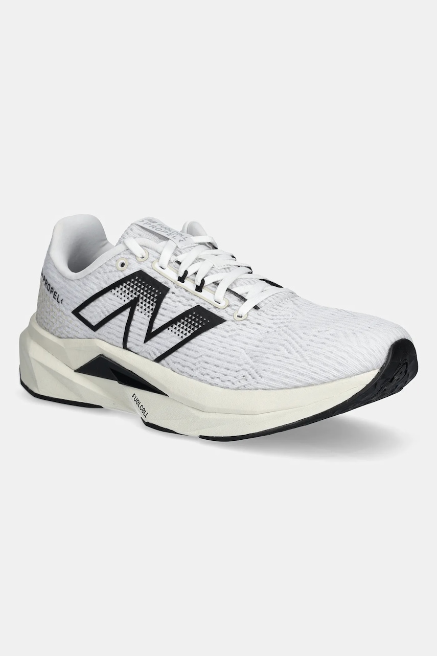 Παπούτσια για τρέξιμο New Balance FuelCell Propel v5 χρώμα: άσπρο, MFCPRCW5