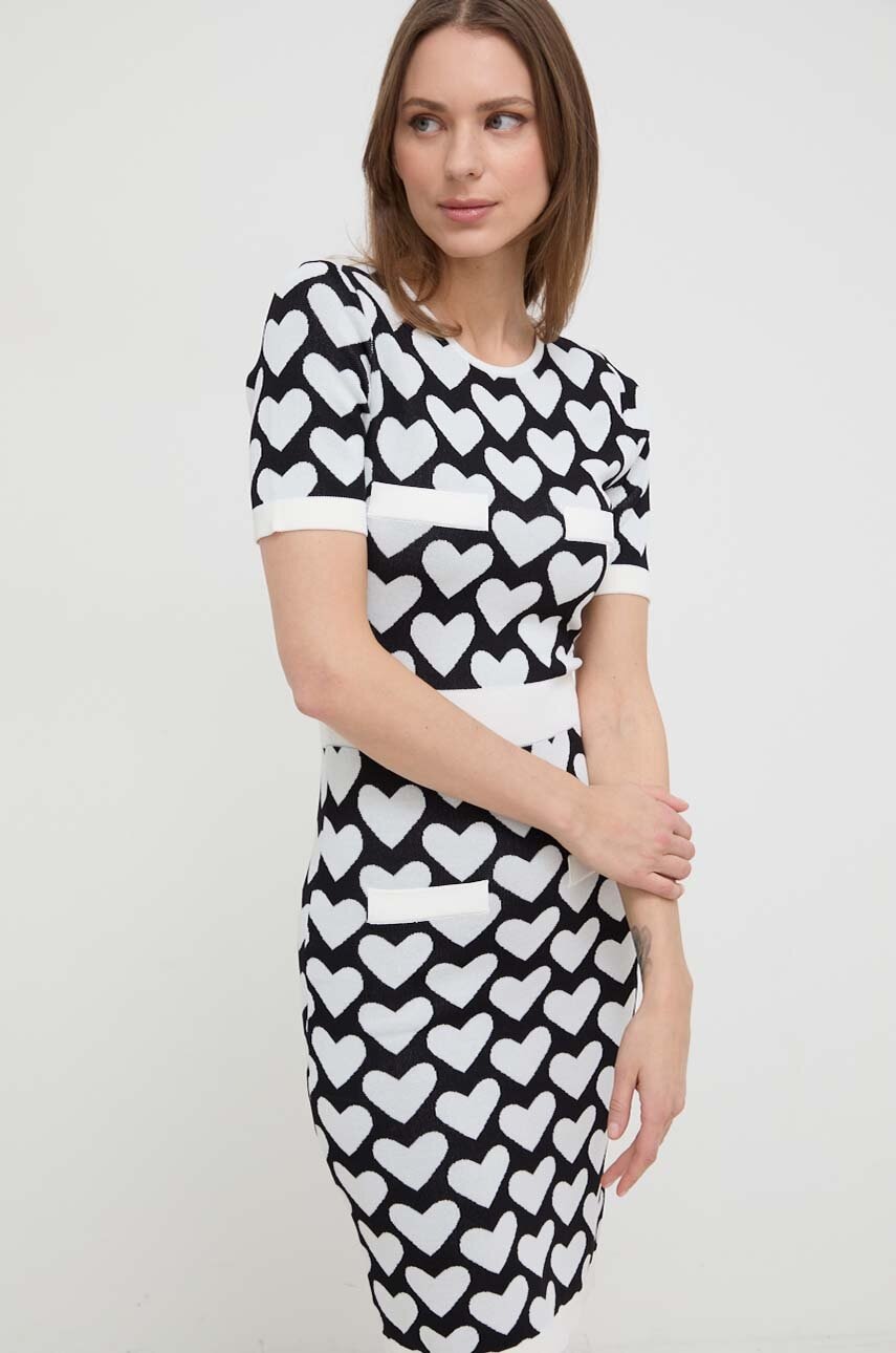 Φόρεμα Silvian Heach χρώμα: μαύρο