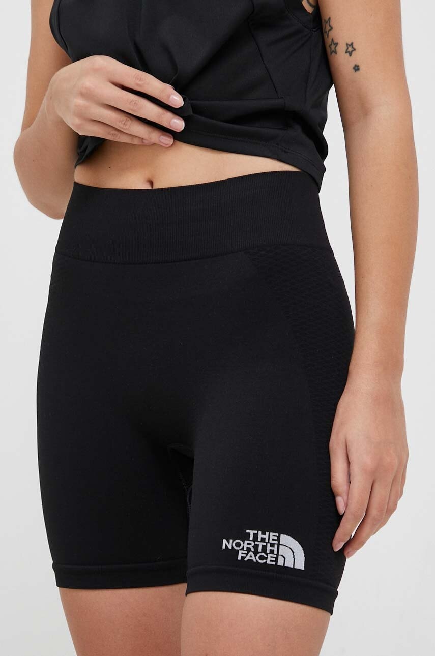 Αθλητικά σορτς The North Face χρώμα: μαύρο