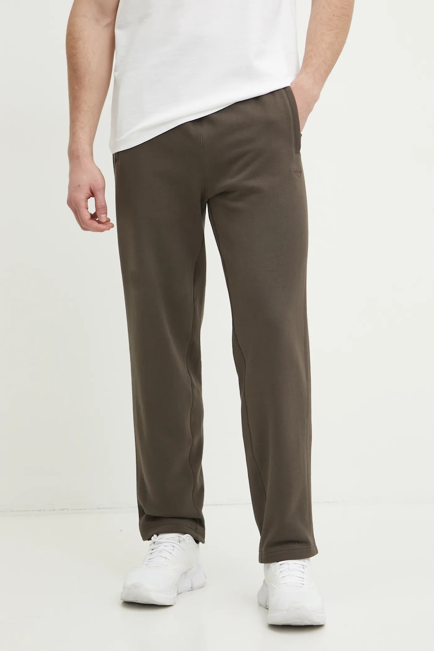 Βαμβακερό παντελόνι adidas Originals Essential χρώμα: πράσινο, JD3318