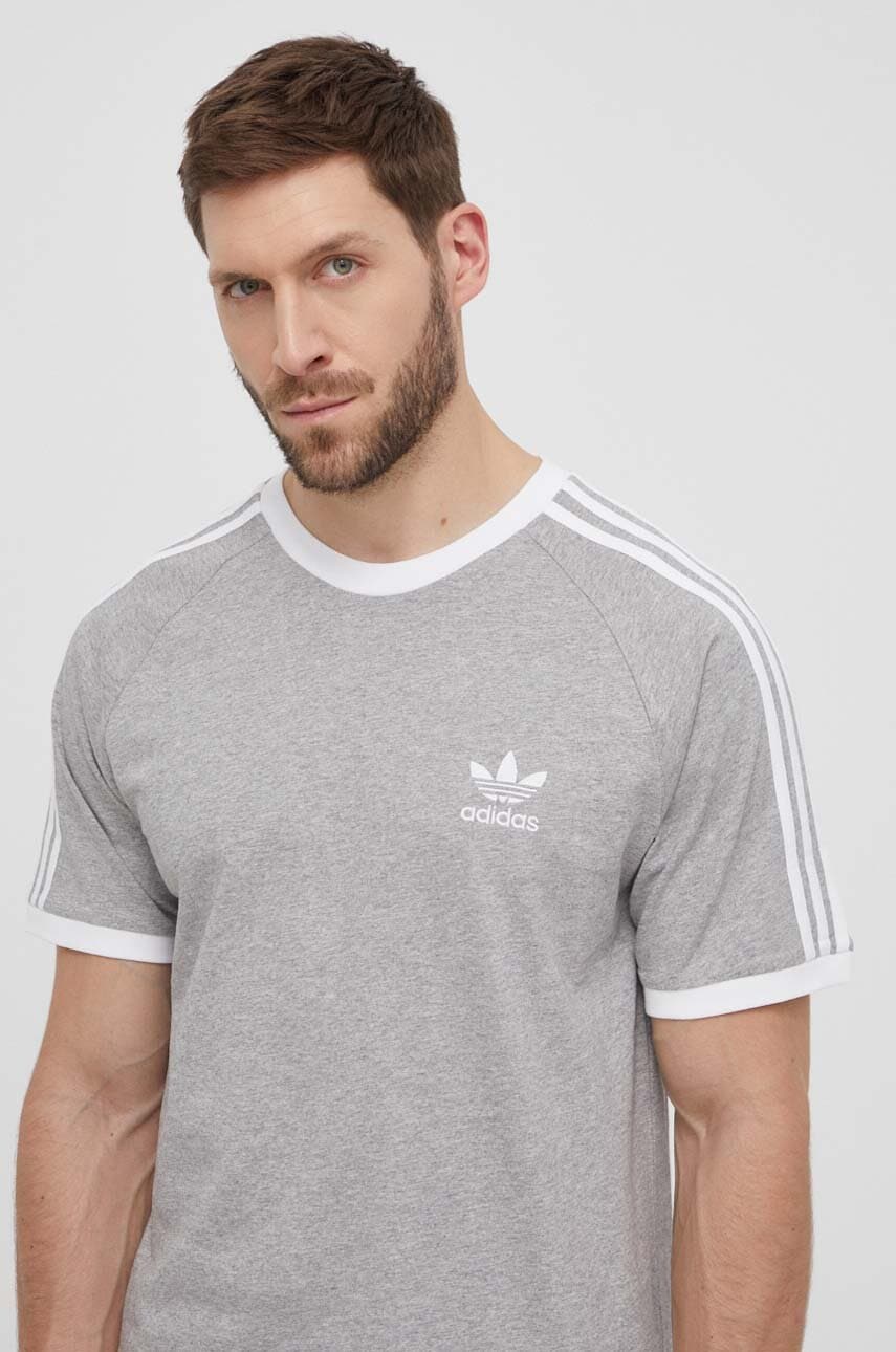 Βαμβακερό μπλουζάκι adidas Originals ανδρικά, χρώμα γκρι IA4848