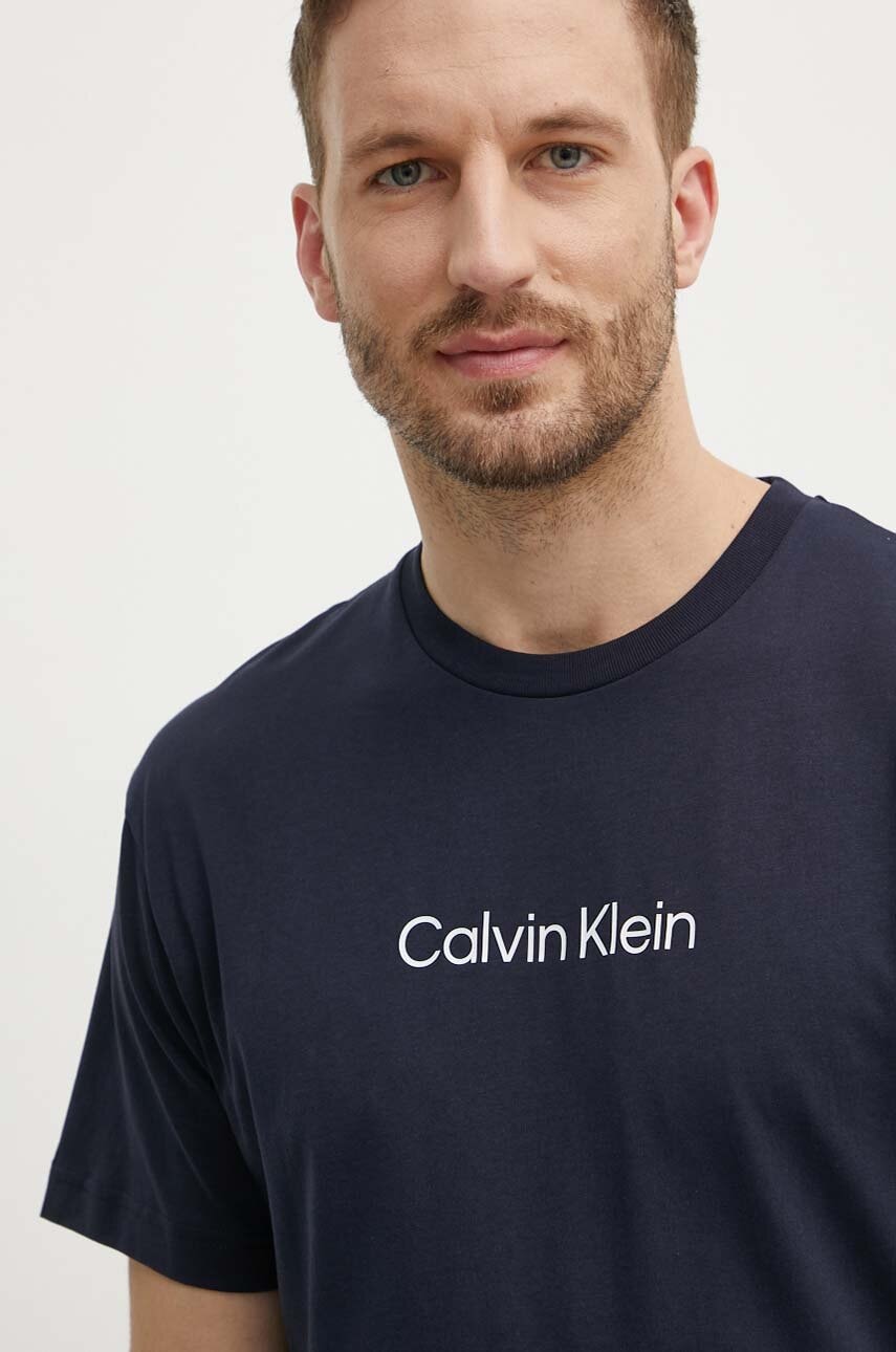 Βαμβακερό μπλουζάκι Calvin Klein ανδρικά, χρώμα: ναυτικό μπλε, K10K111346